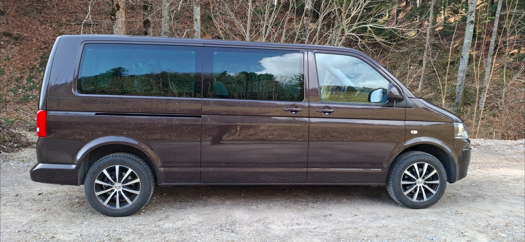 VW Automobili: VW T5 – Usato da Zumikon venduto da 2015VT 1