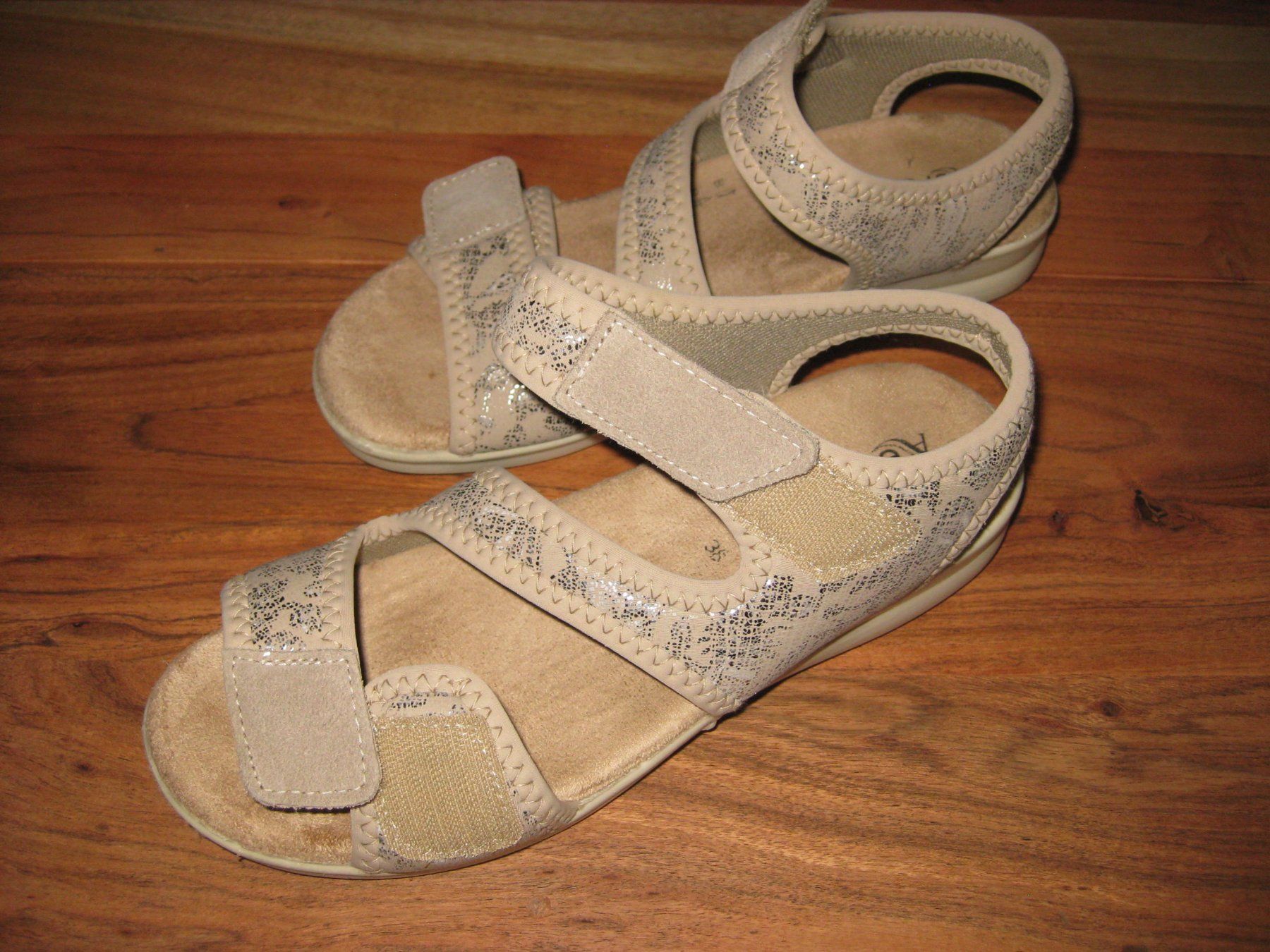 Damenschuhe: 2x Sandalette von Aerosoft Gr.38 – Gebraucht aus Steinmaur von Daka36 1