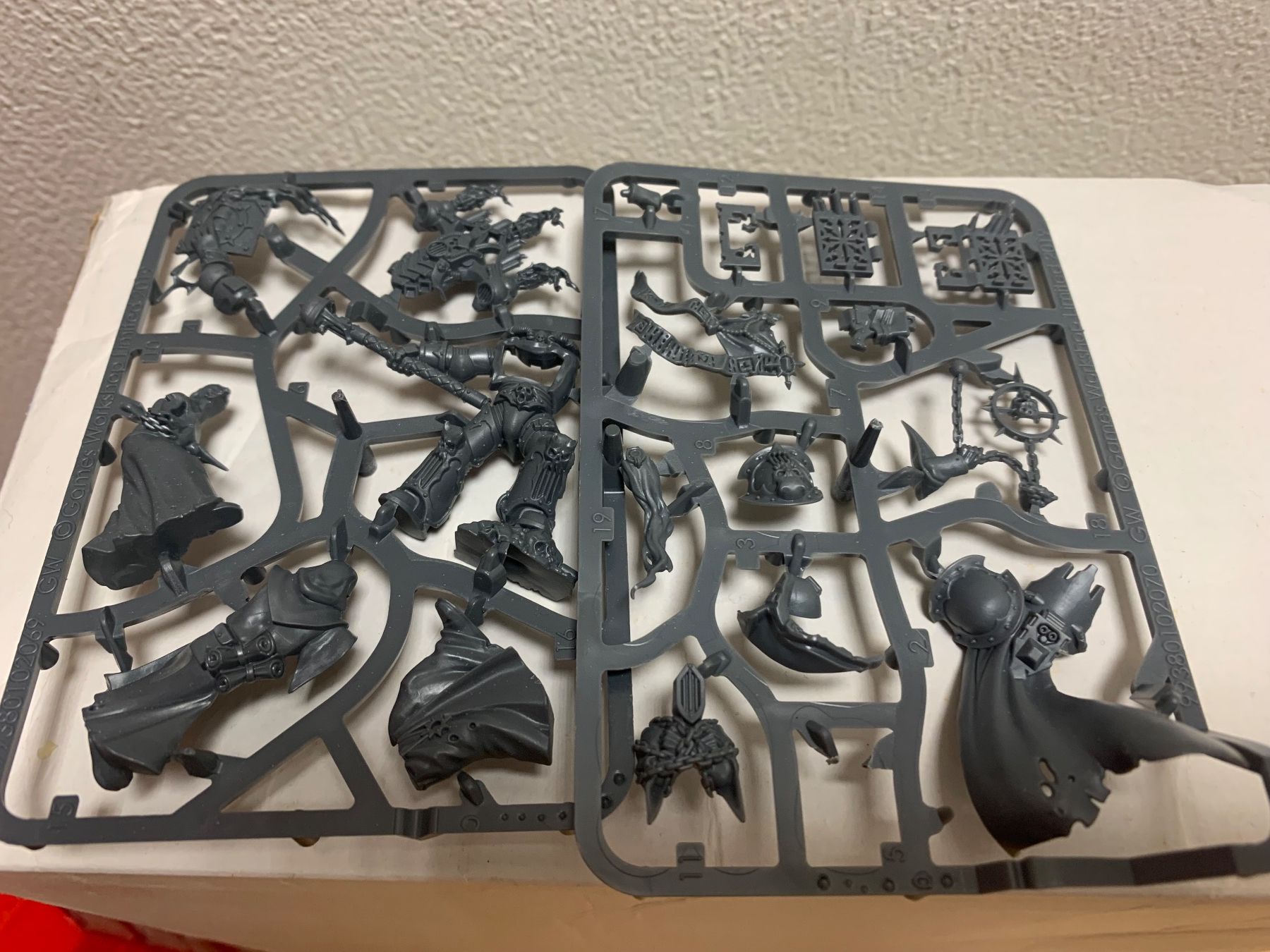 Figuren: Warhammer 40000 Chaos Space Marines Dark apostle – Neu (gemäss Beschreibung) aus Winterthur von Compiorg 1