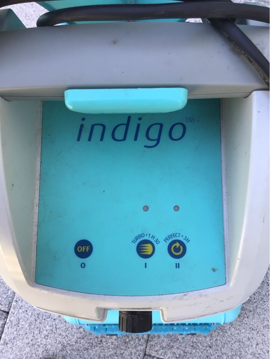 Accessori per Piscine: Poolroboter Marke ZODIC Indigo – Usato da Betschwanden venduto da Dognose 1