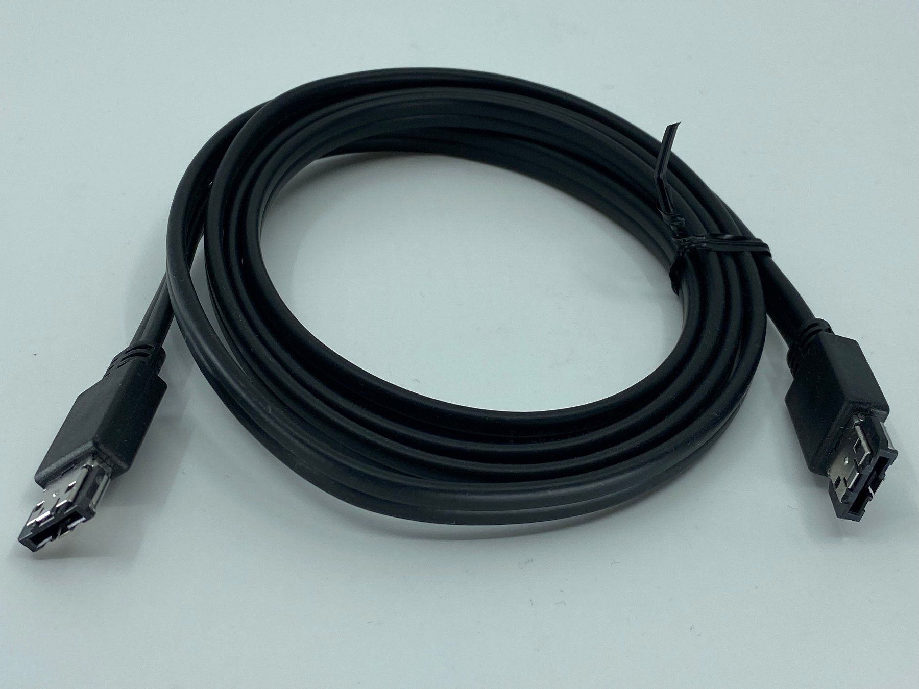 Cavi: Foxconn eSATA E124936-D 30V Kabel - 150 cm - NEU – Nuovo (secondo la descrizione) da Langwiesen venduto da Restposten-24