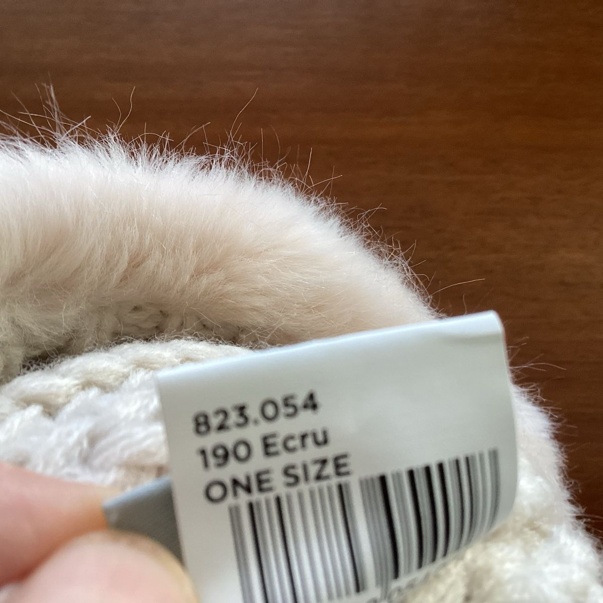 Copricapi, berretti & cappellini: Weiche Winter-Mütze mit Fellrand, One Size – Nuovo e nell'imballaggio originale da Lausanne venduto da Ulpet 3