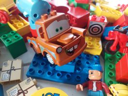 Duplo: Cars Hook, Flugzeug, Post, Traktor, Krokodil, Loki ..