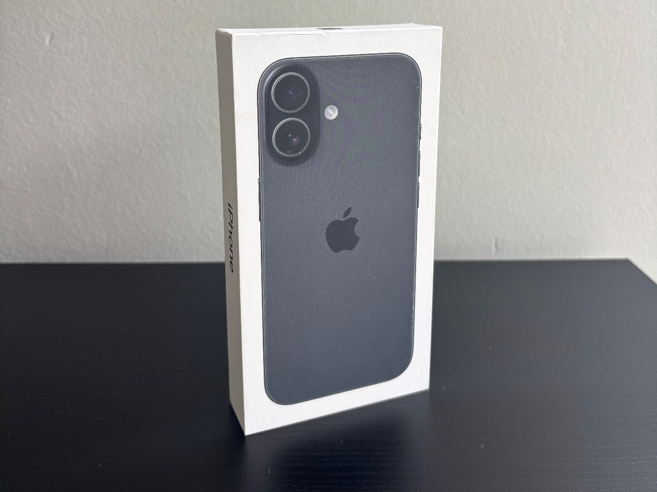 Apple Telefoni cellulari / Smartphones: iPhone 17, 256GB, Black, Ungeöffnet mit OVP – Nuovo e nell'imballaggio originale da Weesen venduto da Derlord1234