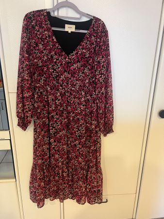 Magnifique robe fleurie taille 38