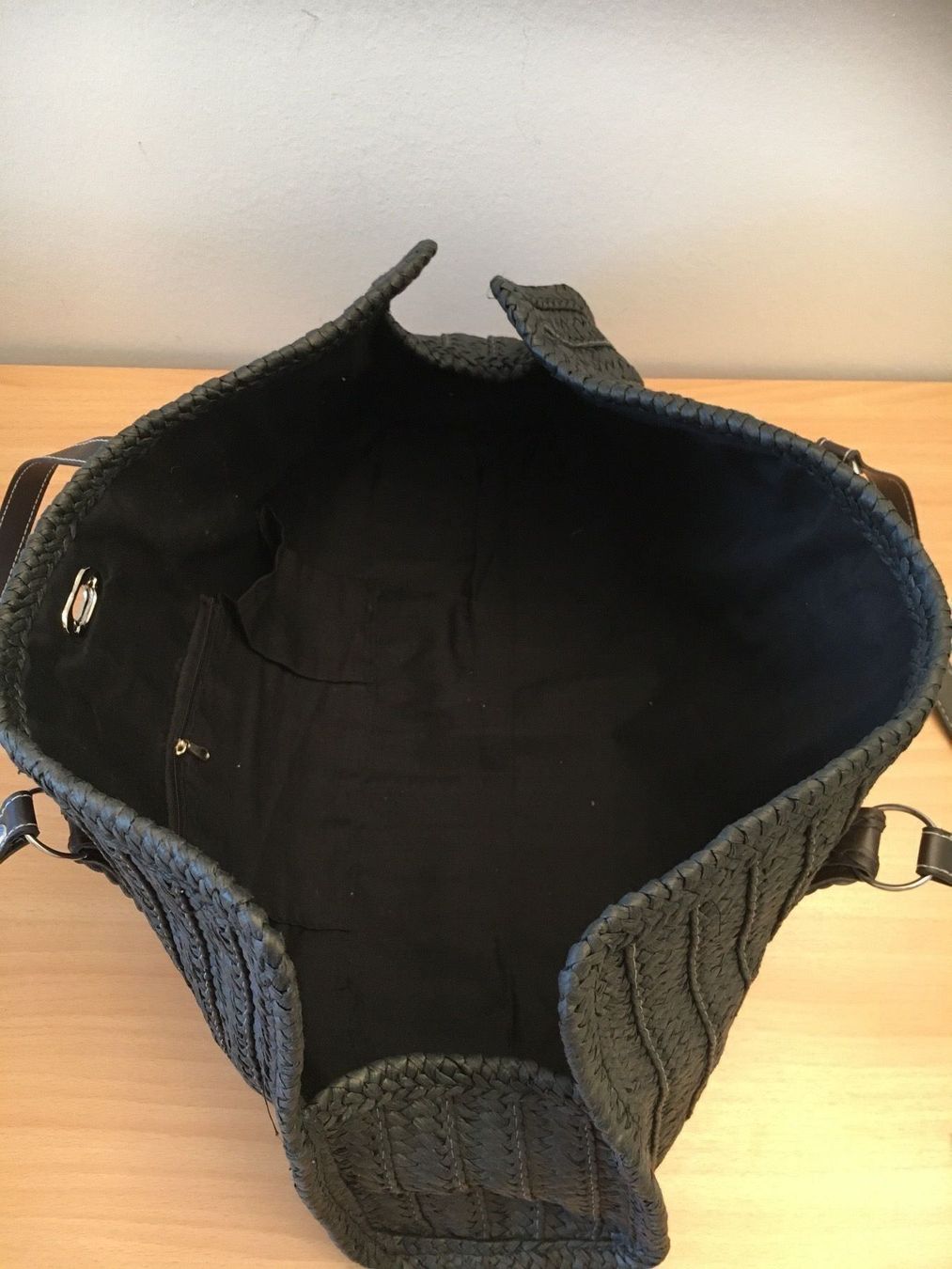 Taschen für Damen: Geflochtene Handtasche, dunkel – Neu (gemäss Beschreibung) aus Luzern von Jiggy_8898 4