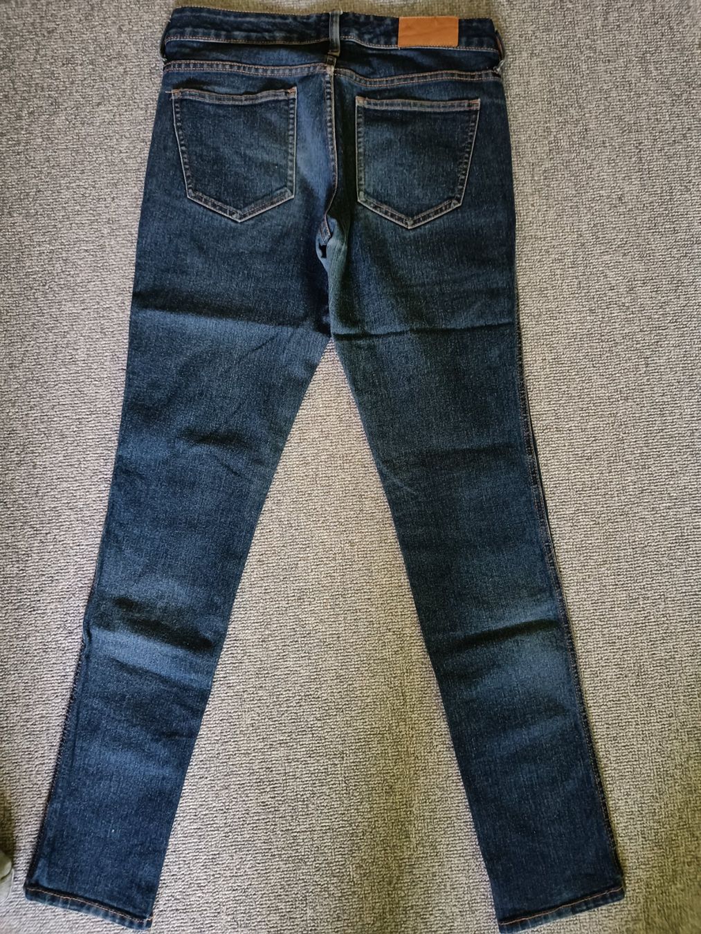 H&M Jeans: Jeans H&M – Gebraucht aus Jaberg von urig17. 1