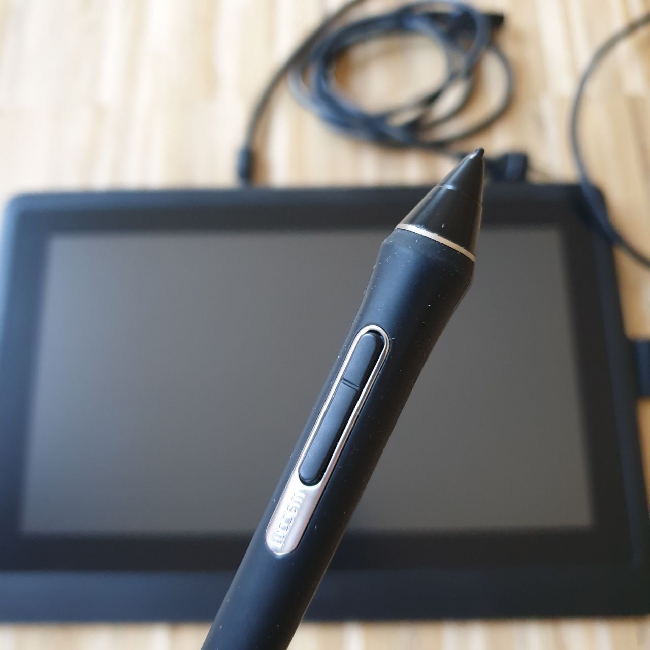 Wacom Monitor: Wacom Cintic LCD Tablet Illustrationboard – Nuovo (secondo la descrizione) da Urnäsch venduto da Nakamotix