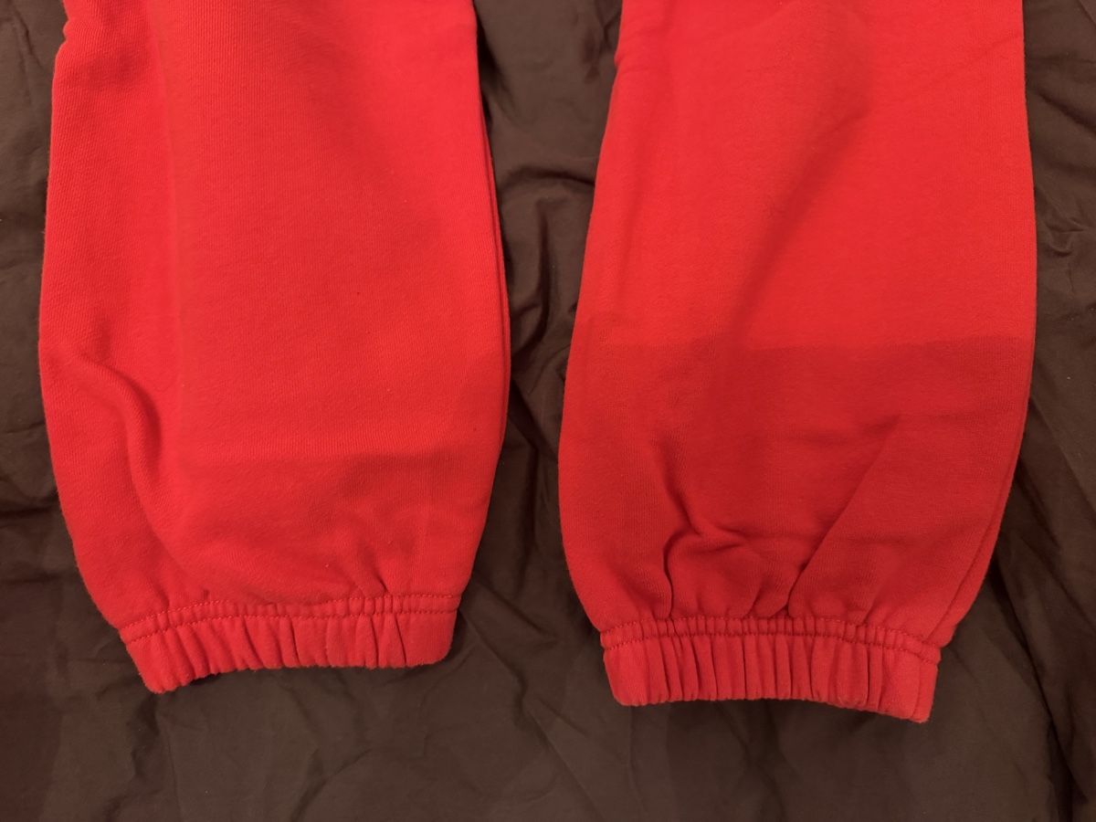 Guess Pantalons: Guess Trainerhose – D'occasion à Eschenbach LU par Tatzi1 6