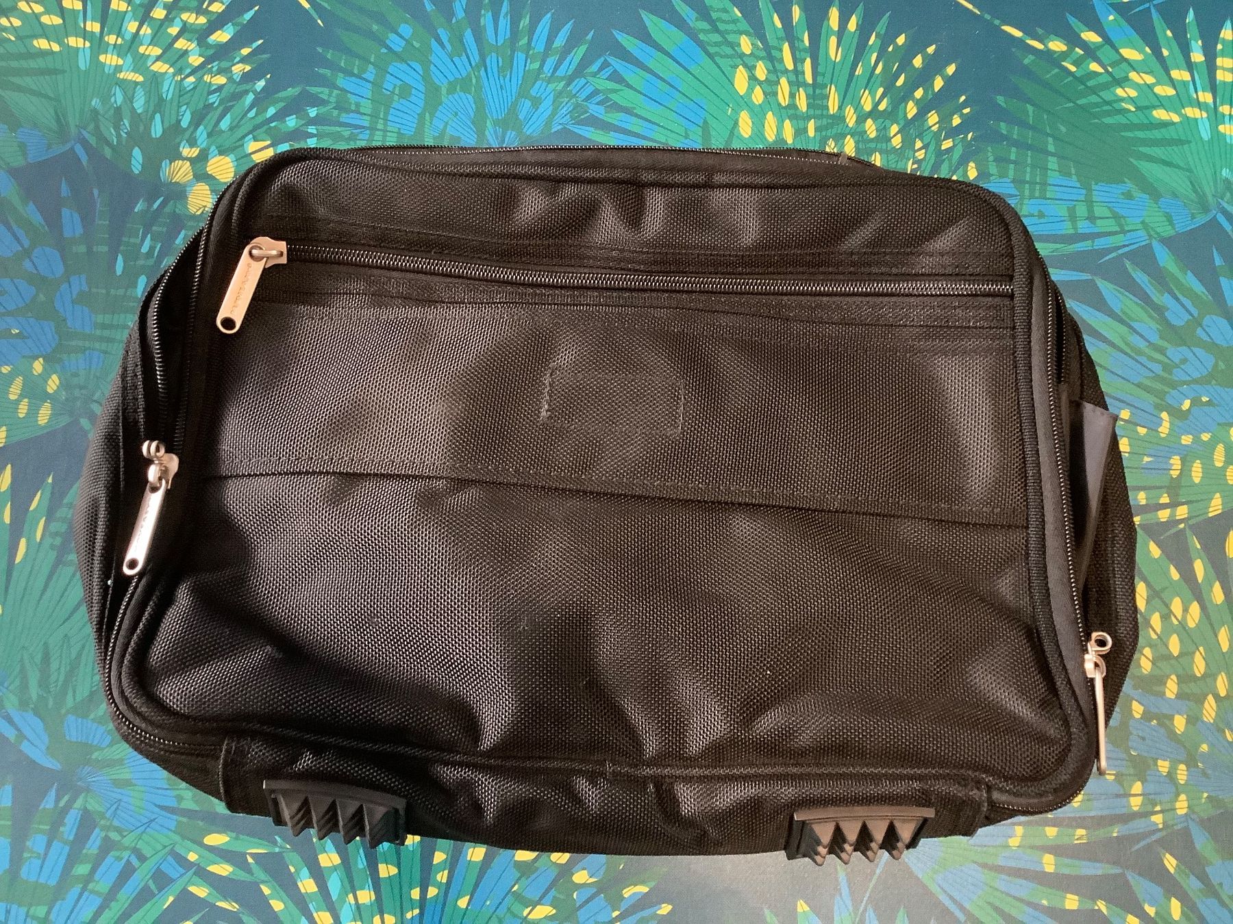 PC: SAC pour ordinateur portable - Comme neuf – Usato da Le Lignon venduto da Gwen77 6