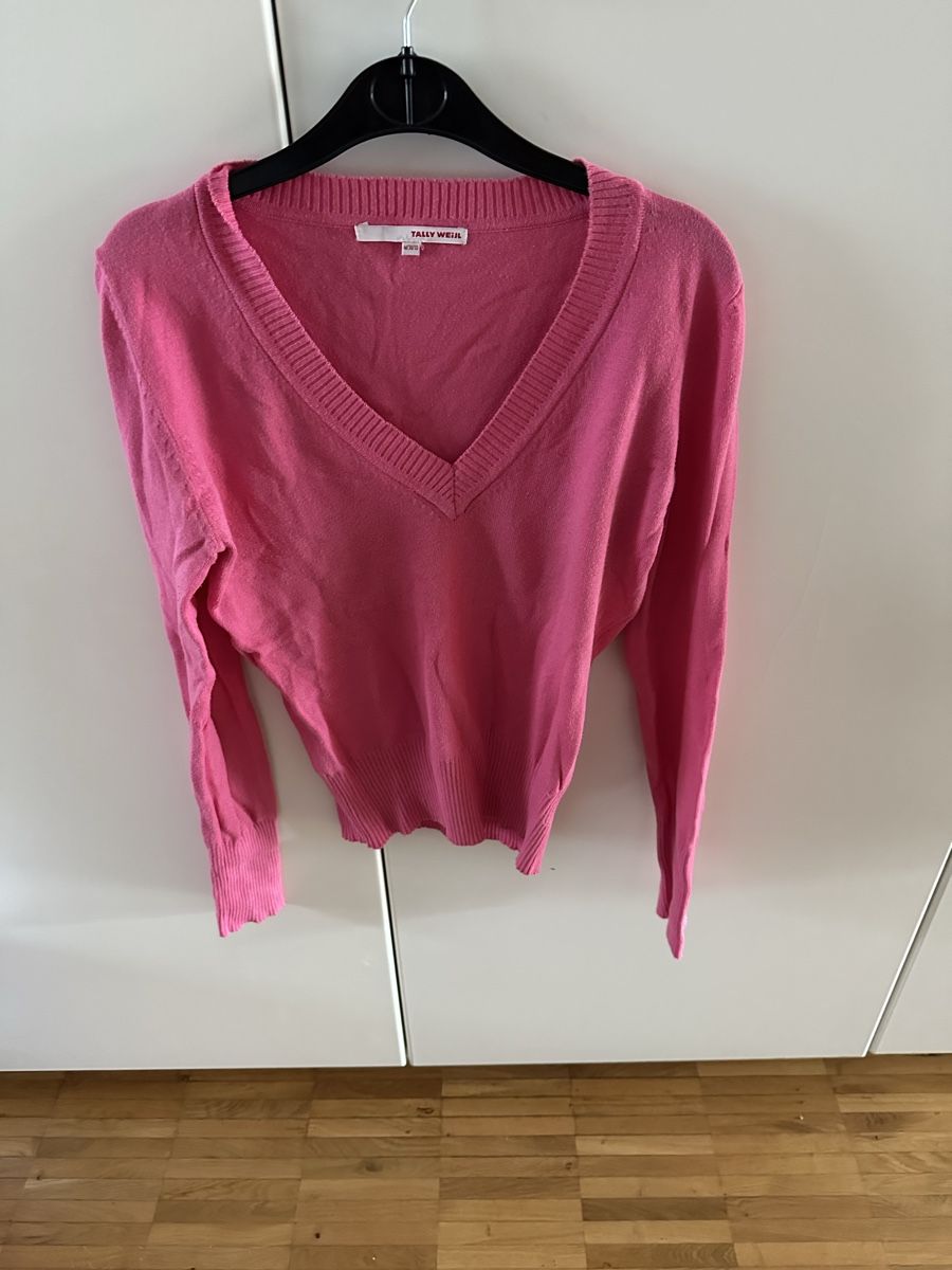 Pulls & Sweat-shirts: Pullover – D'occasion à Volketswil par ben_9s6x