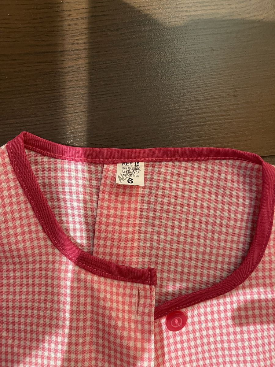 Altro per Abbigliamento & Protezione sul lavoro: Tablier fille 6 ans – Usato da MARLY venduto da AISLEE 1
