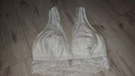 Pieces Spitzen BH, creme-weiss, Grösse S, neuwertig!