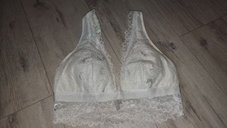 Pieces Spitzen BH, creme-weiss, Grösse S, neuwertig!