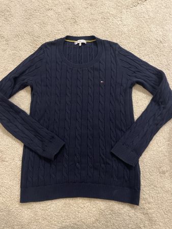 Blue Tommy Hilfiger sweater round neck