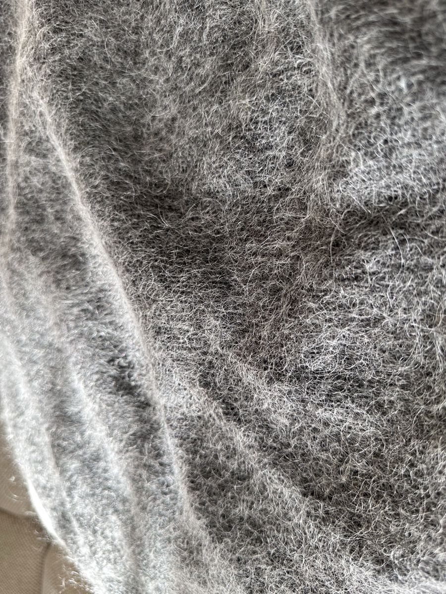 Pullover & Sweatshirts: Wool sweater  – Gebraucht aus Adliswil von Maro_7 6