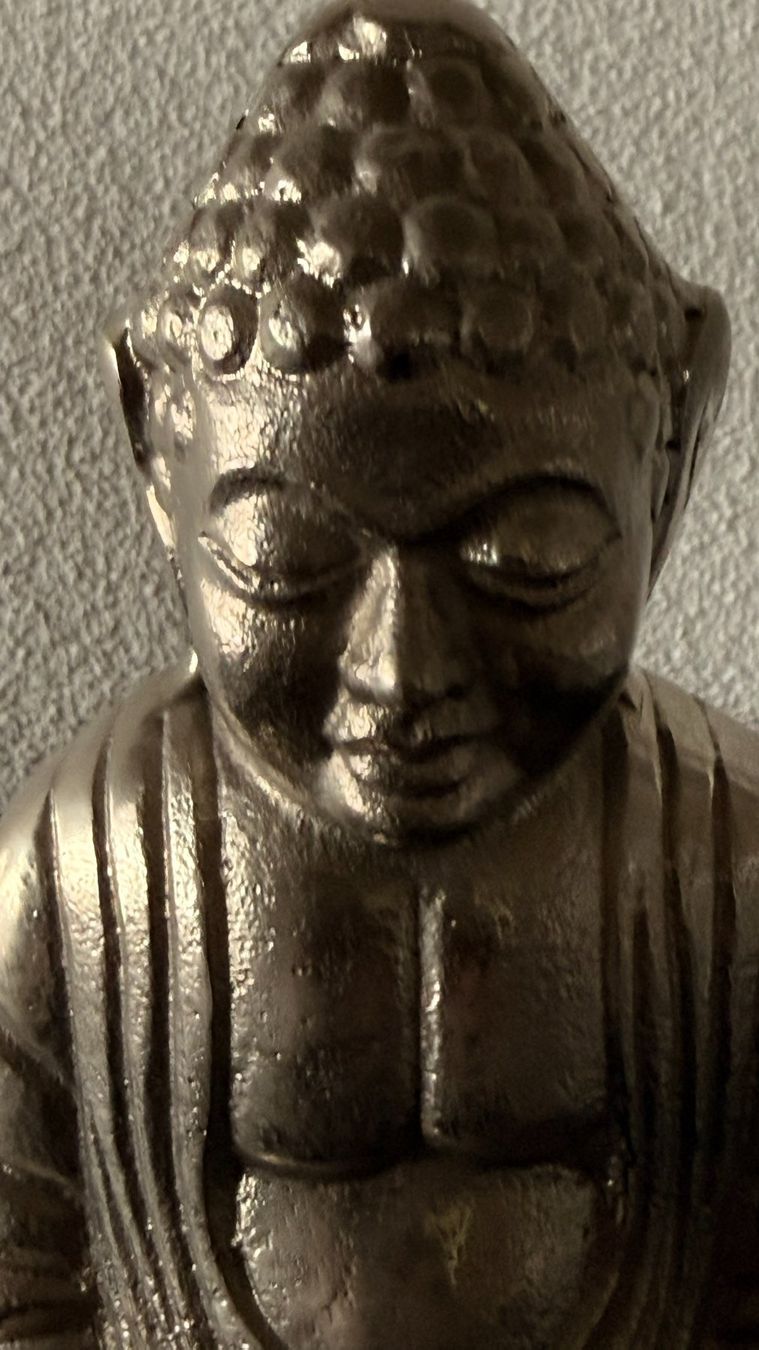 Sculture & Statue: Buddha Figur silberfarben (20cm) – Usato da Lommis venduto da manmarmi 5