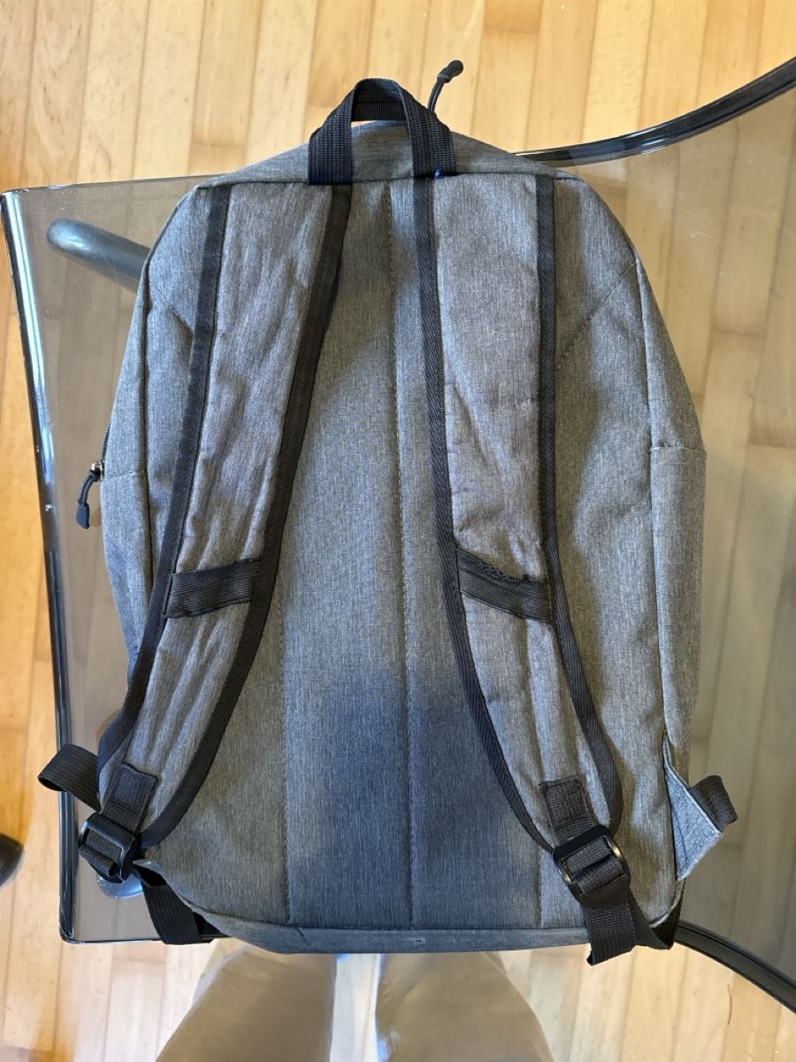 Zaini: Backpack – Usato da Zürich venduto da pet_8zjv 1