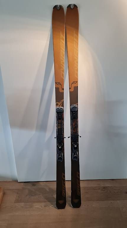 Skis: Set Ski rando complet Dynafit 180cms fixations Silvretta – Gebraucht aus St-Blaise von Lgiron