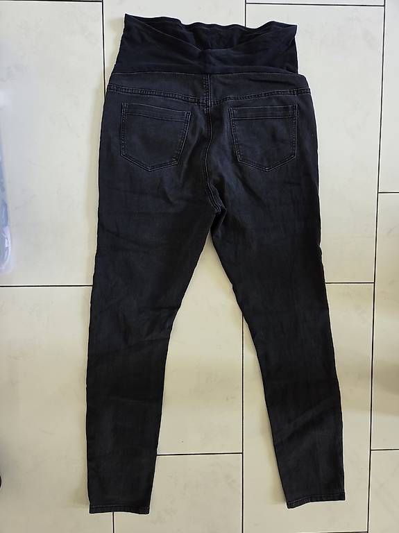 Pantaloni: Umstandshose schwarz Gr 40 – Usato da Lausen venduto da ral_sv9t