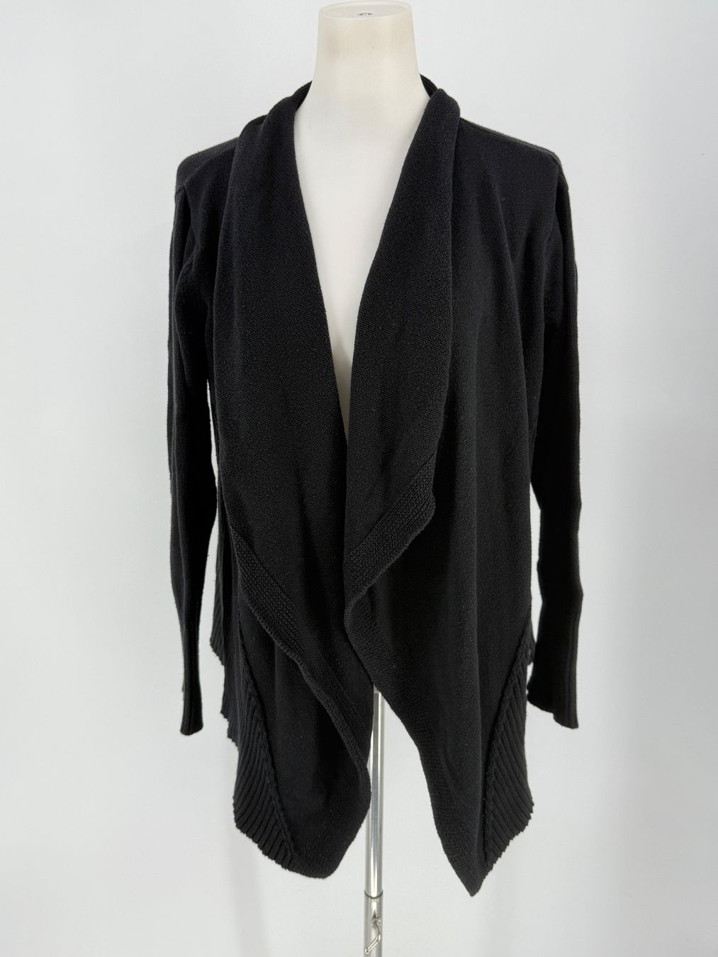 Cecil Pullover & Sweatshirts: Strickcardigan/ Strickjacke Gr. XL von Cecil – Gebraucht aus Auenstein von moin.
