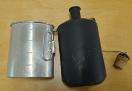 Schweizer Armee 61 Feldflasche mit Kork und Becher, schön!!