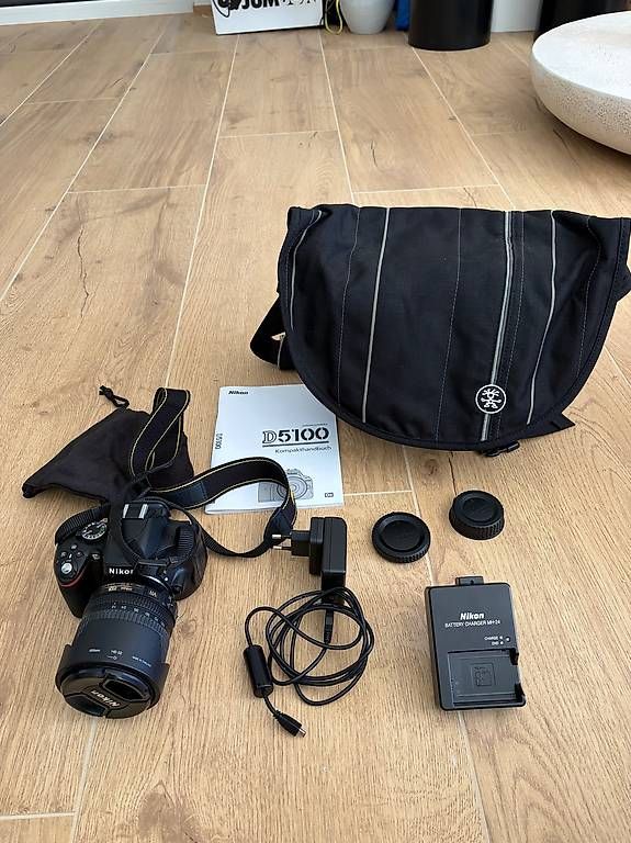 Nikon Fotocamera: Nikon D5100 DSLR Kamera Set – Usato da Münchwilen TG venduto da emma_J