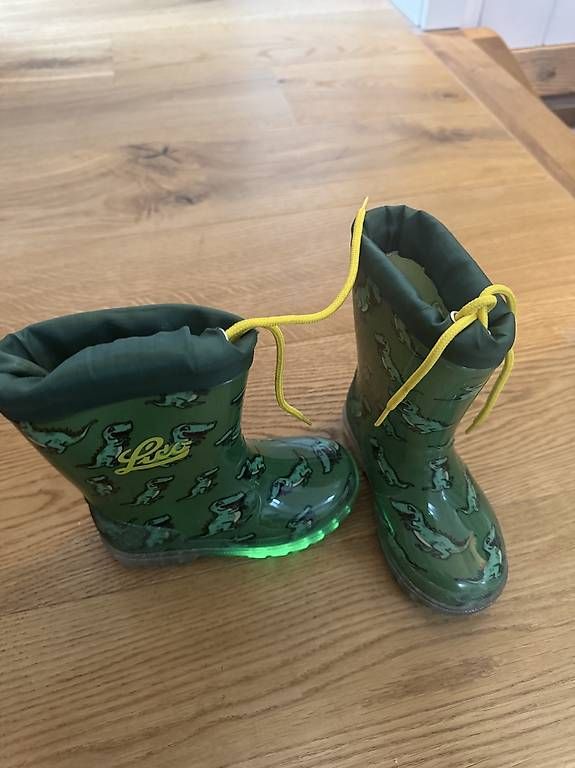 Scarpe per ragazzi: Gummistiefel Gr.24 – Usato da Worb venduto da janelle03 1