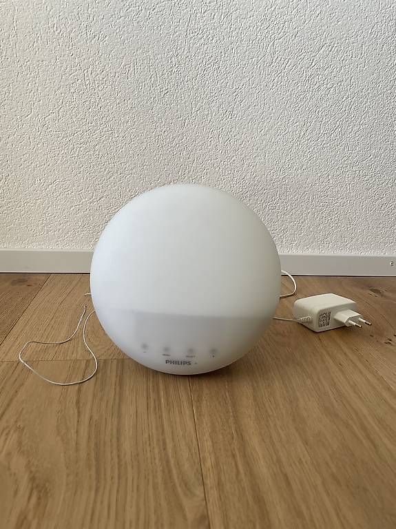 Wecker: Philips Wake-up Light / Tageslichtwecker – Gebraucht aus Zürich von elk_56y9