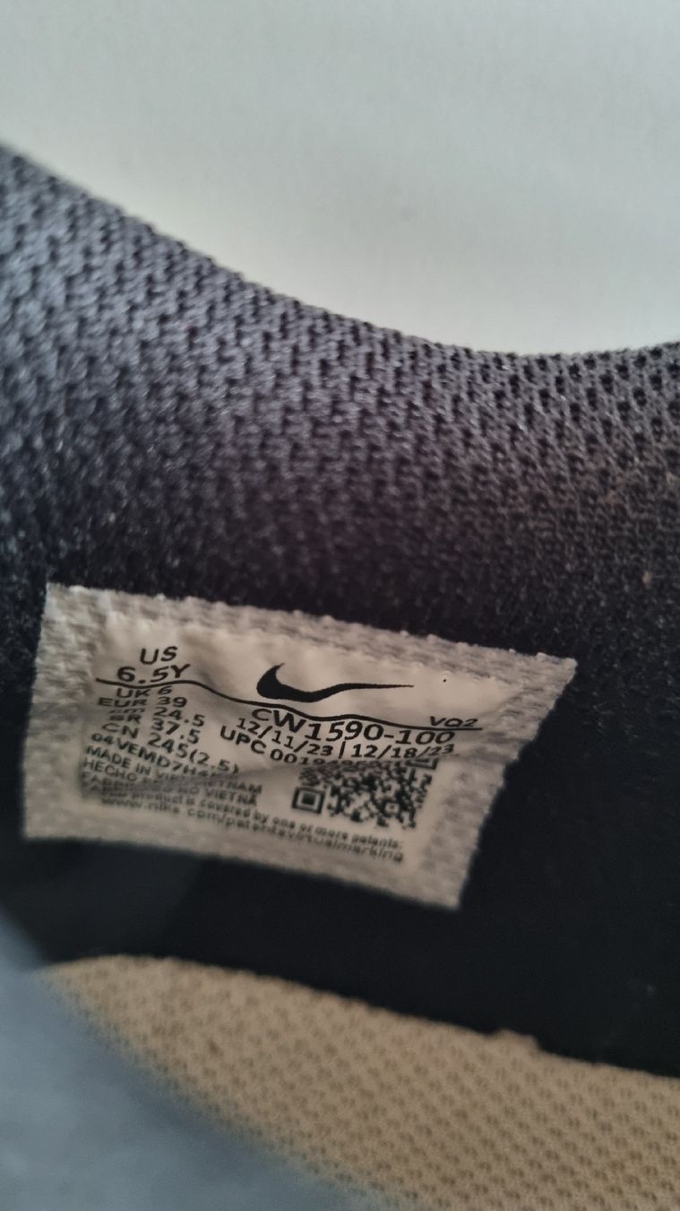 Nike Scarpe da uomo: Nike Dunk Low Panda, Grösse 39. Top Zustand! – Nuovo (secondo la descrizione) da Tägertschi venduto da Fank111 6