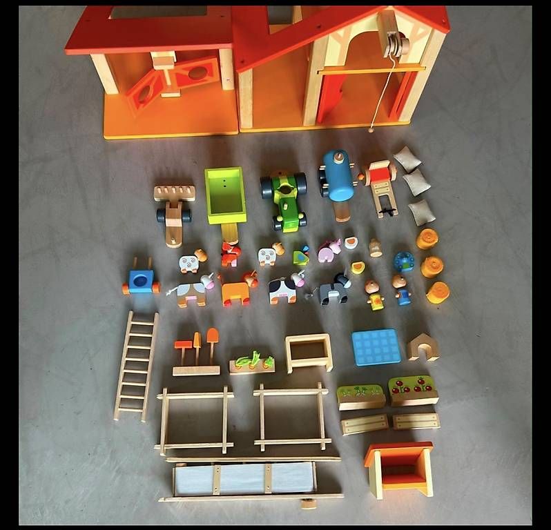 Spielzeuge: Holzbauernhof Sevi – Gebraucht aus Ebikon von immo-th 1
