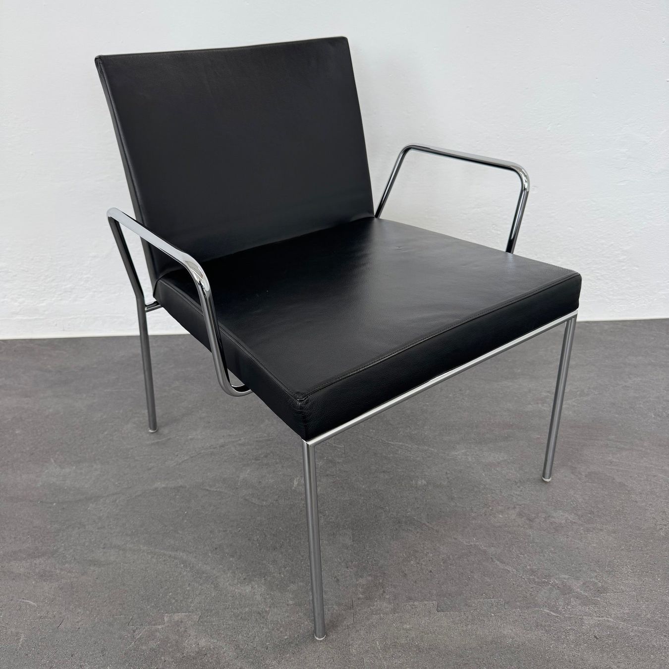 Poltrone: Accademia Fina Lounge-Sessel – Usato da Schönenwerd venduto da mcofficeshop 1