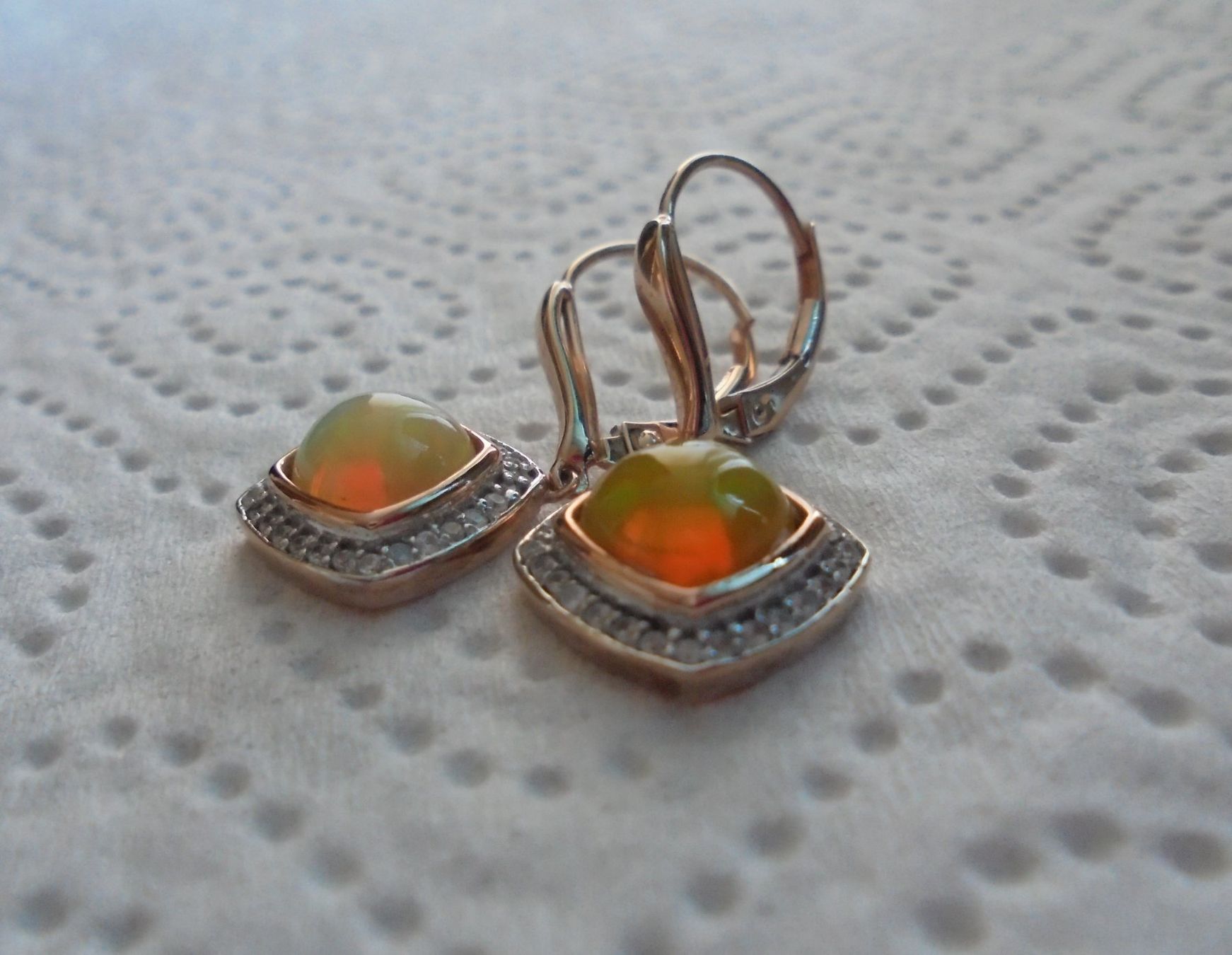 Orecchini pendenti & Orecchini a lobo: Echtschmuck: Goldohrringe mit Welo-Opal – Nuovo (secondo la descrizione) da Zuchwil venduto da maumauchi 4