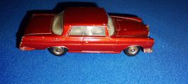 Mercedes 300 SE Coupe,Dinky toys,1:43
