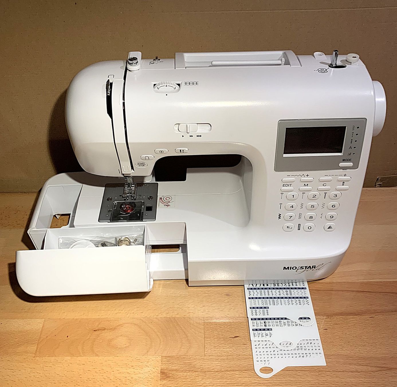 Mio Star Macchine da cucire: Computergesteuerte Näh/Stickmaschine MioStar Gold ab Service – Usato da Wetzikon ZH venduto da Hobbyschneiderin 2