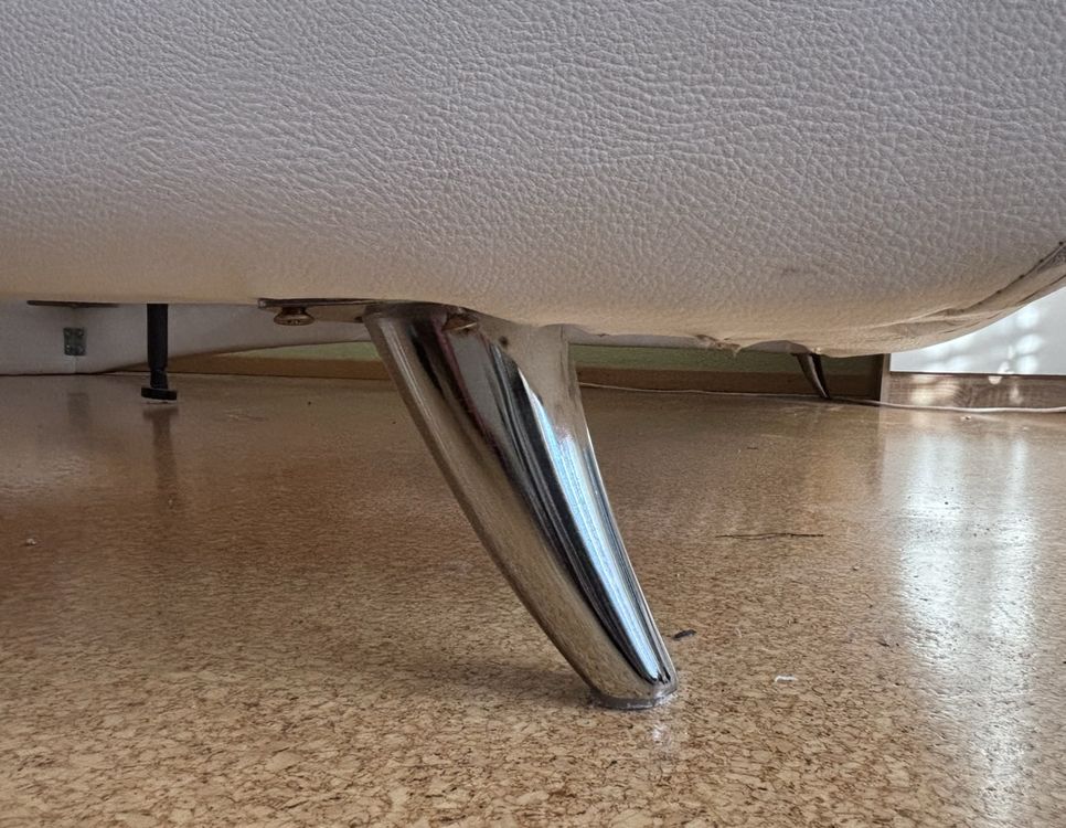 Letti: Desiger Bett, Rostgrösse 200 x 180cm, 1 Rost defekt – Difettoso da Rothrist venduto da Dluna1 3