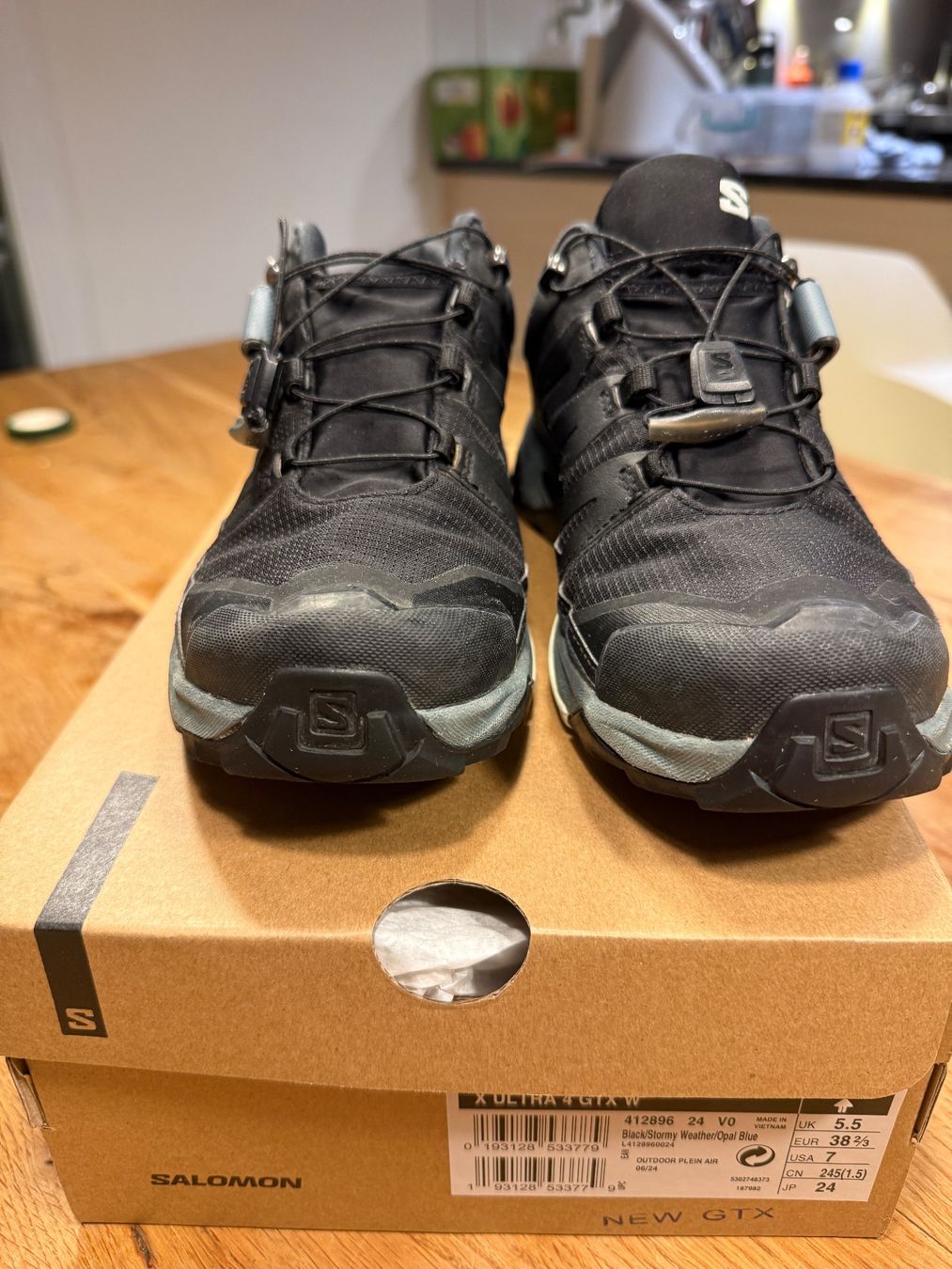 Salomon Scarpe da donna: Wanderschuhe Gr.38 2/3 – Usato da Zetzwil venduto da gent1974