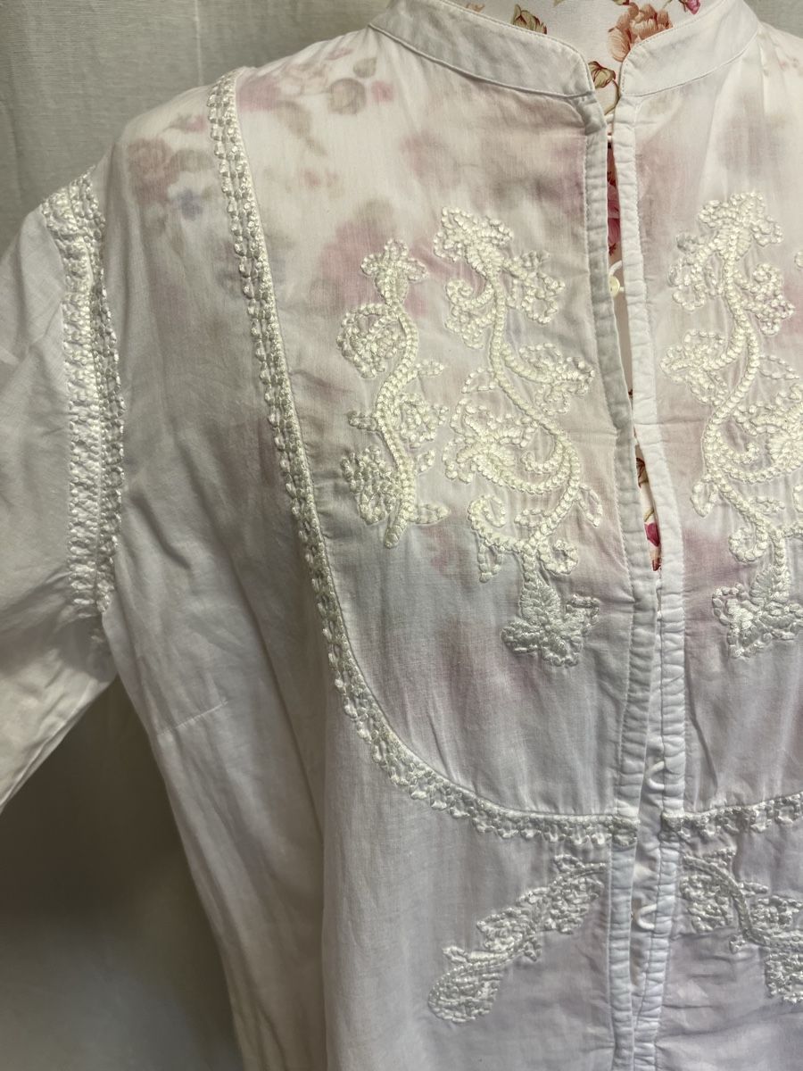 Massimo Dutti Chemisiers: Weisse langarm Bluse von Massimo Dutti Gr. 38/40 – D'occasion à Unterägeri par Thomasli 1