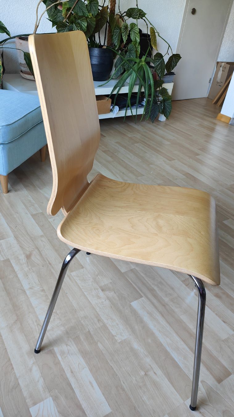 Stühle: schöner Holzstuhl mit Metallbeinen – Gebraucht aus Othmarsingen von Perline13 1