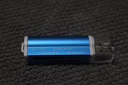 Karten lese gerät TF Card Reader Micro SD MMC M2 USB Stick