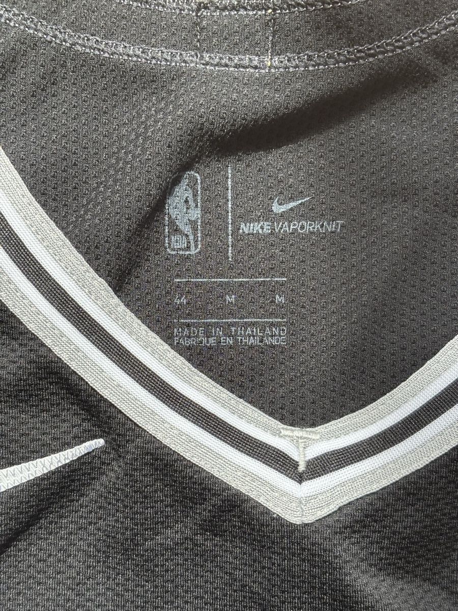Nike Canottiere & Pantaloni: Maillot basquet NBA des Spurs M – Nuovo (secondo la descrizione) da Petit-Lancy venduto da Hpk_tbk 2
