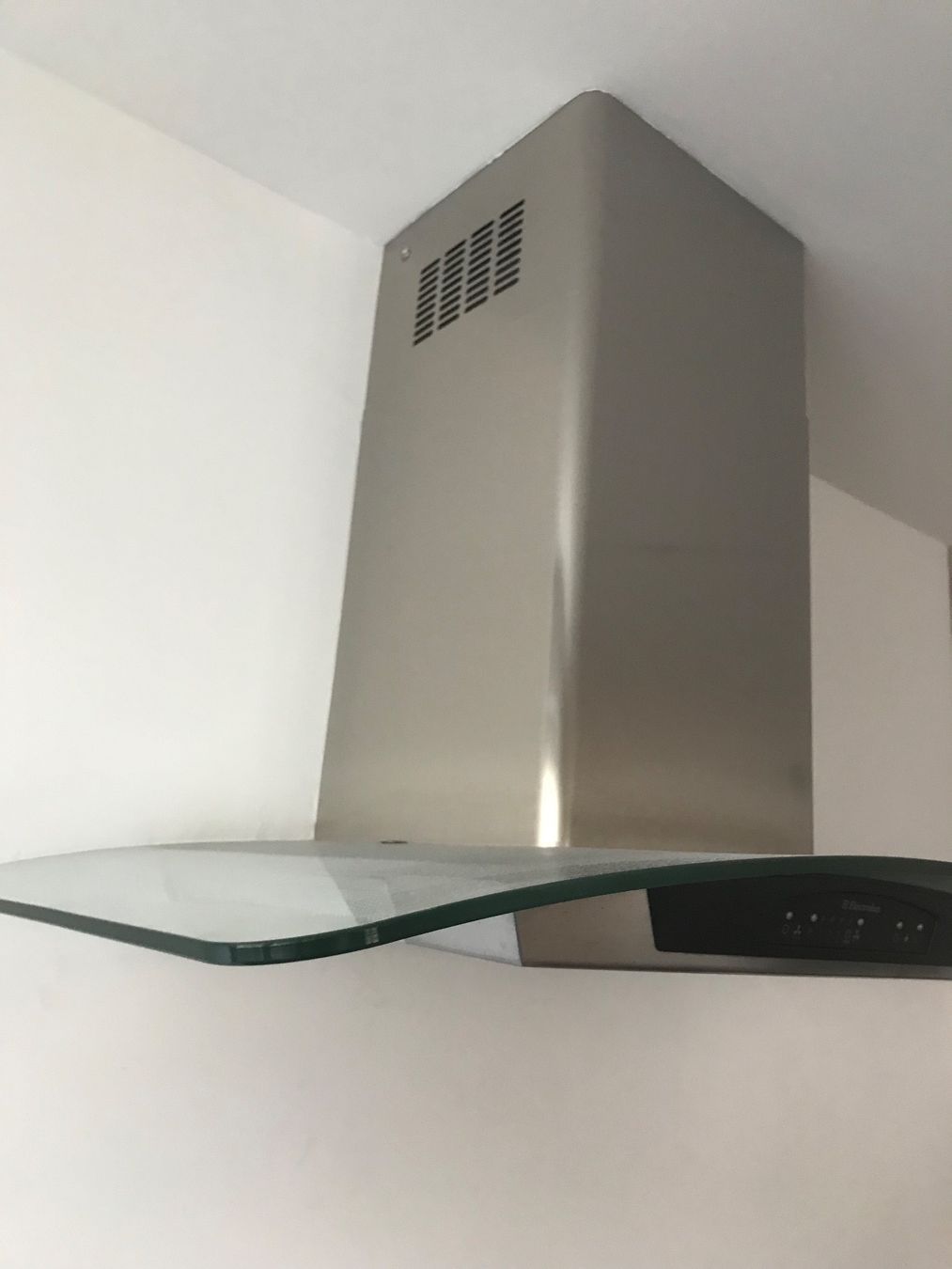 Electrolux Dampfabzug: Dampfabzug Electrolux, EFC 939.1X – Gebraucht aus winterthur von  4