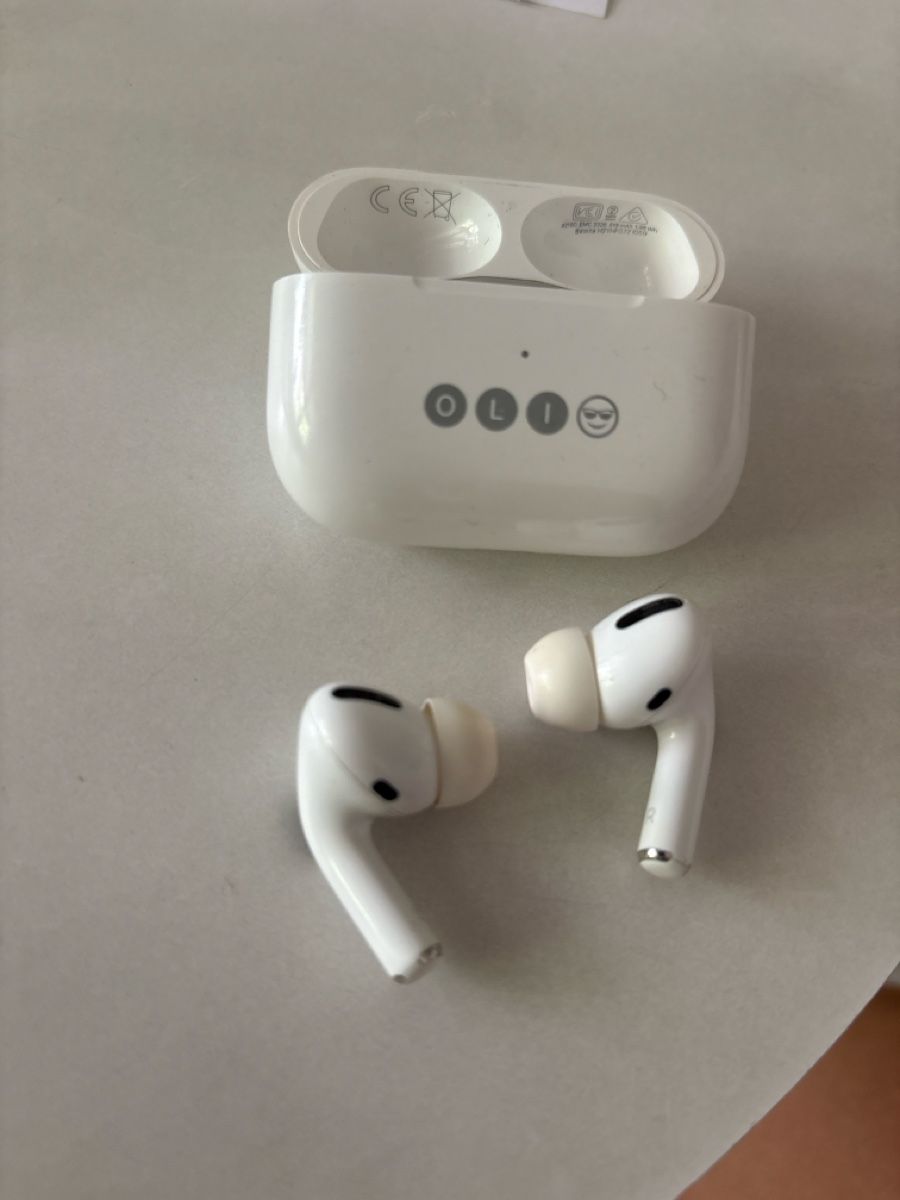 Apple Cuffie: Air pods pro defekt – Difettoso da Zürich venduto da ritzo1 1