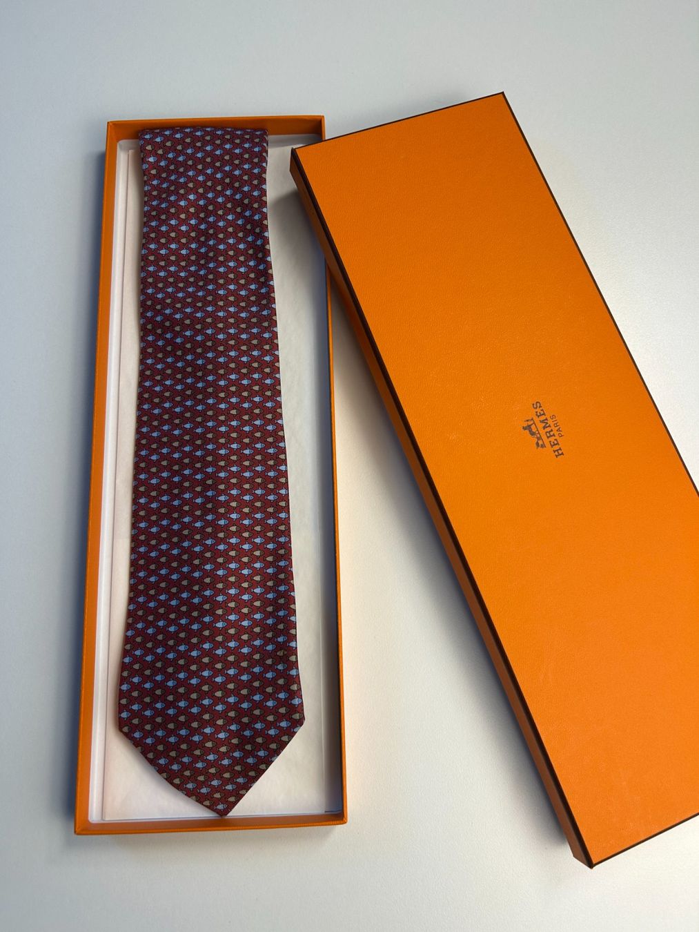 Hermès Cravates: Hermès Fisch Krawatte – Neuf (Voir description) à Bern par kurtikobolt74
