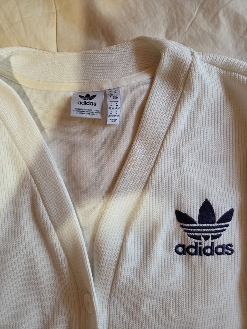 Adidas Jacken: Strickjacke Adidas – Gebraucht aus Grono von Orchidea_l 1