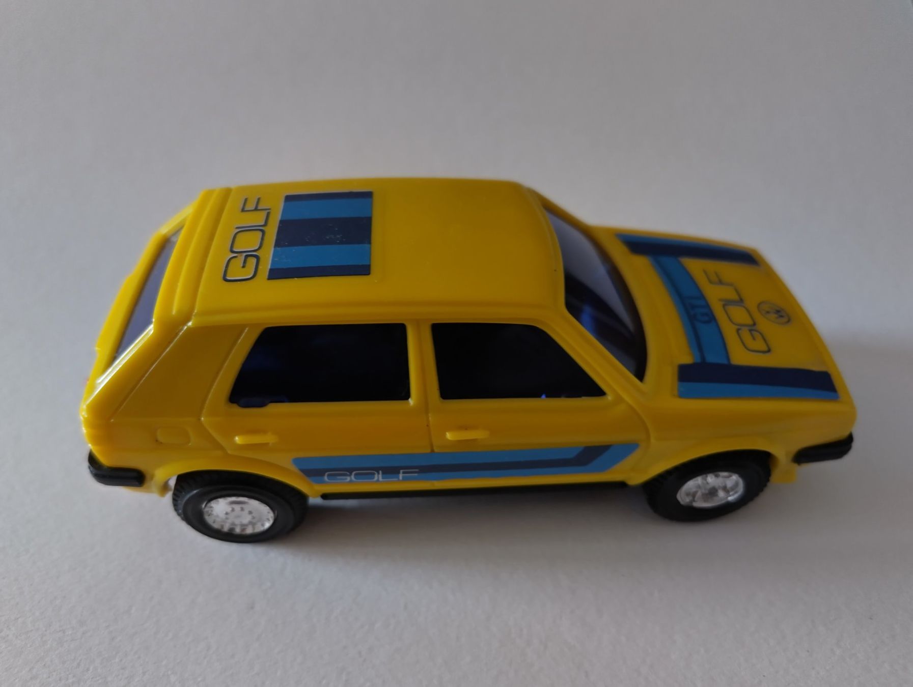 Giocattoli: Golf GTI, 13x6x5cm. Kunststoff. – Usato da Wettingen venduto da Arthur054 1