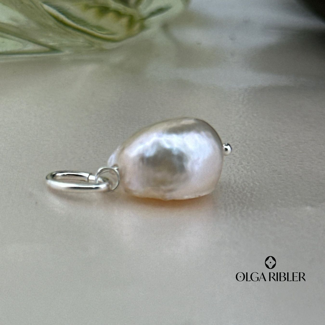 Olga Ribler Anhänger: Sterling Silber Anhänger mit Perle – Neu (gemäss Beschreibung) aus Luzern von Schmuckoutlet