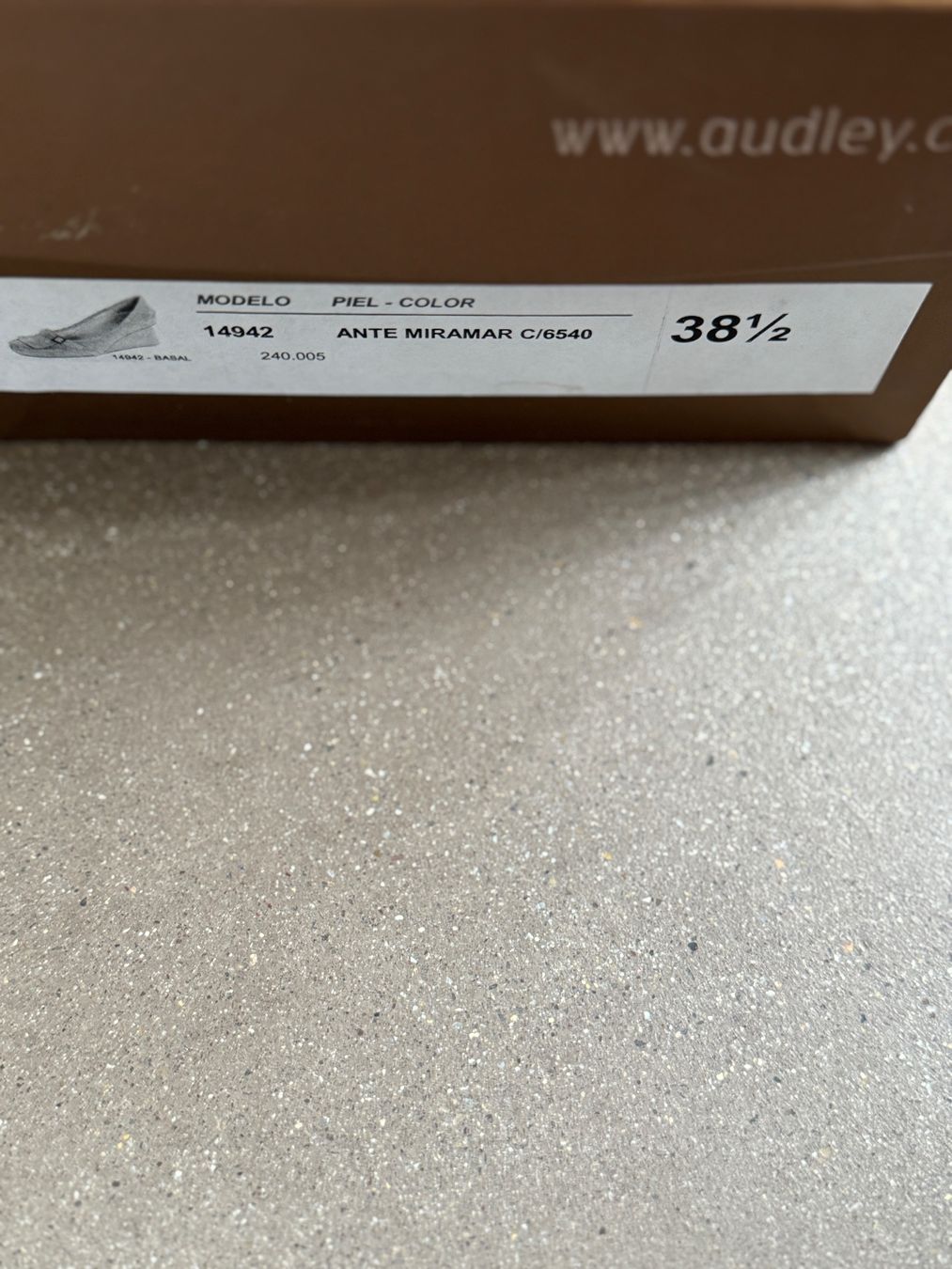 Scarpe da donna: Wildleder Pumps von Audley – Usato da Frauenfeld venduto da gabri001 3