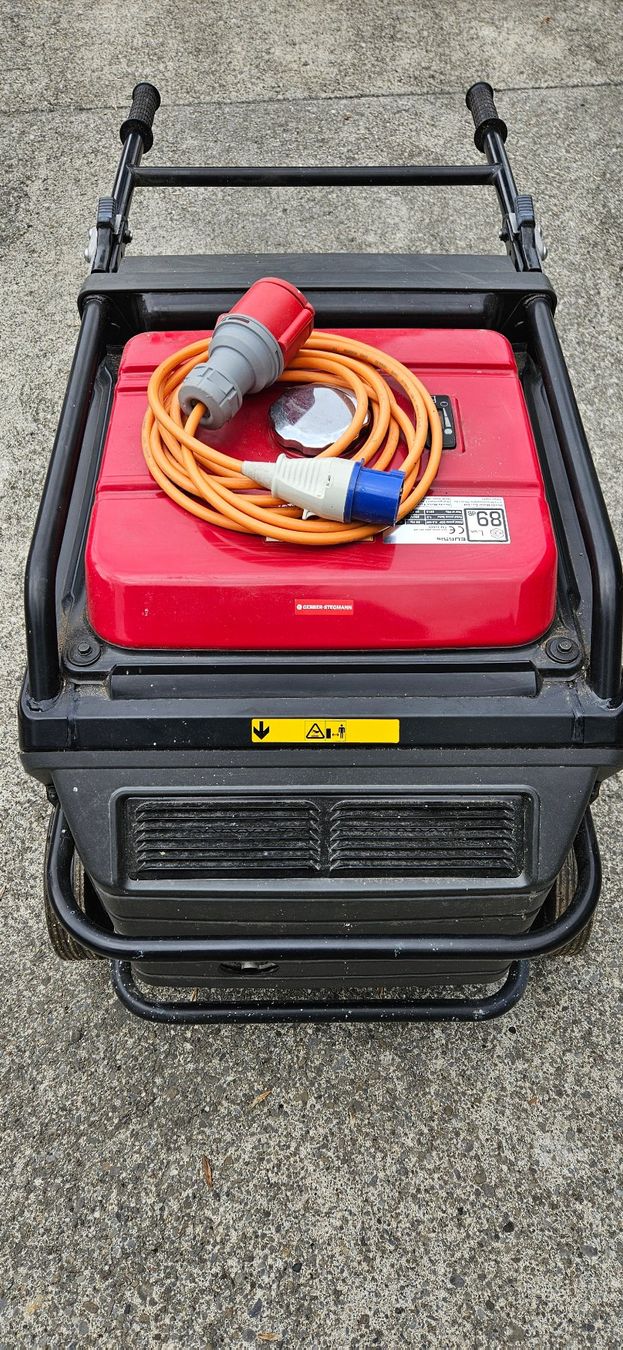 Honda Générateurs de courant: HONDA Generator EU65is – D'occasion à Därligen par hdlupo 3