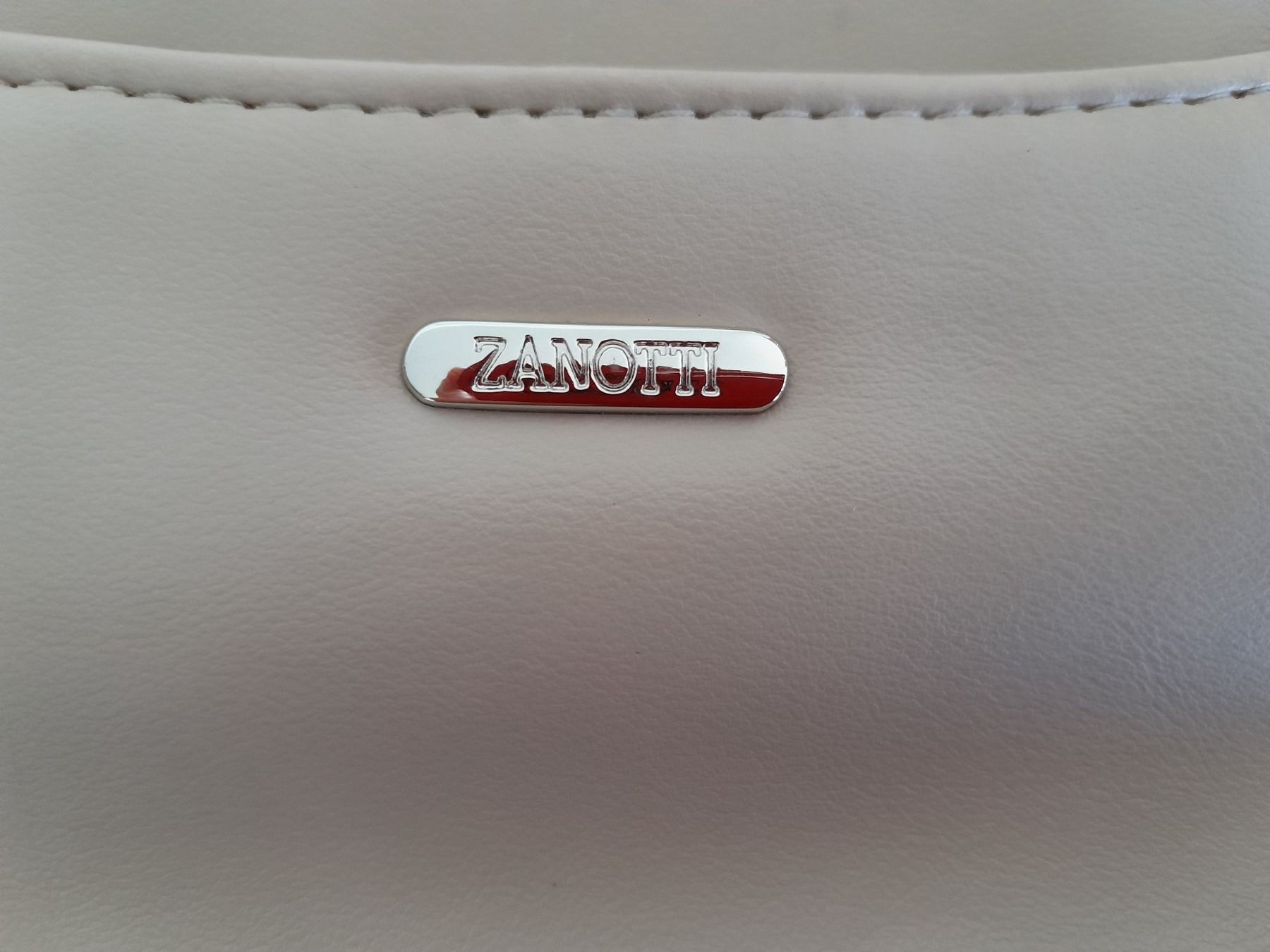 Zanotti Borse da donna: Sac à main "ZANOTTI" – Nuovo (secondo la descrizione) da Charmey (Gruyère) venduto da Laulau.sansan 5